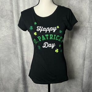Wound Up Black Happy St. Patrick's Day Graphic Tee - MED